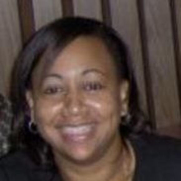 Meet your Posher, Pamelia - Picture 1 of 1